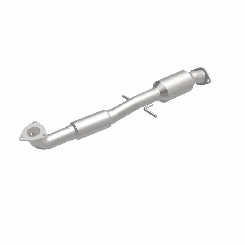 Magnaflow 12-13 Buick Verano 2.4L Direct Fit Converter - Back View