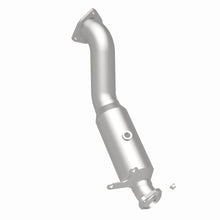 Load image into Gallery viewer, Magnaflow 12-15 C250 L4 1.8 OEM Close Coupled Direct Fit Converter - Additional View 5