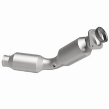 Load image into Gallery viewer, Magnaflow 12-15 Prius V L4 1.8 OEM Underbody Direct Fit Converter - Additional View 9