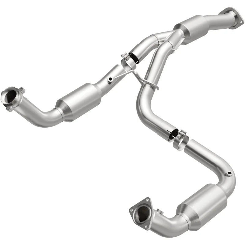 Magnaflow 12-17 Chevrolet Express 3500 6.0L Direct Fit Converter - Main Product View