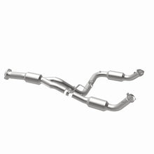 Load image into Gallery viewer, Magnaflow 12-17 Chevrolet Express 3500 6.0L Direct Fit Converter - Back View