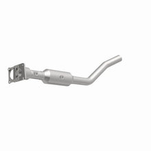 Load image into Gallery viewer, Magnaflow 12-17 Dodge Journey 2.4L Direct Fit Converter - Additional View 10