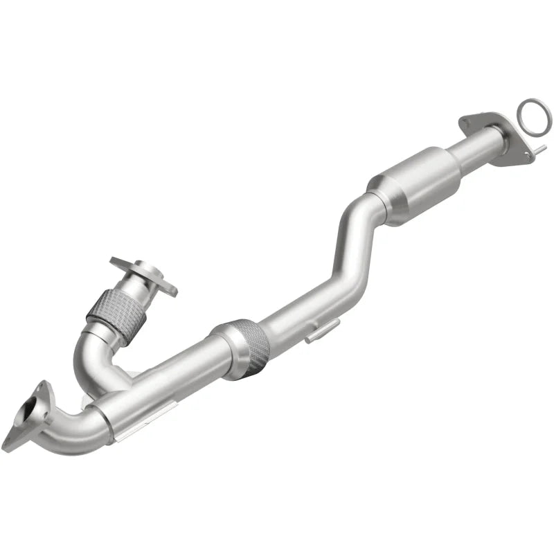 Magnaflow 13-14 Nissan Pathfinder 3.5L Direct Fit Converter - Main Product View