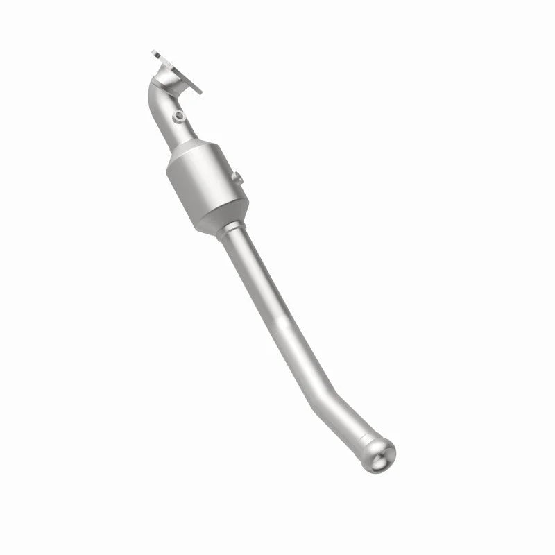 Magnaflow 13-15 Dodge Durango V6 3.6L OEM Grade / EPA Compliant Direct-Fit Catalytic Converter - Side View