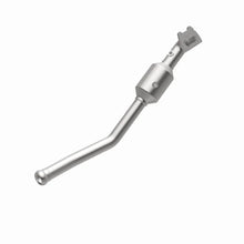 Load image into Gallery viewer, Magnaflow 13-15 Dodge Durango V6 3.6L OEM Grade / EPA Compliant Direct-Fit Catalytic Converter - Additional View 8