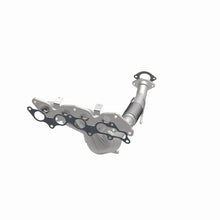Load image into Gallery viewer, Magnaflow 13-15 Escape L4 2.5 OEM Manifold Direct Fit Converter - Additional View 9