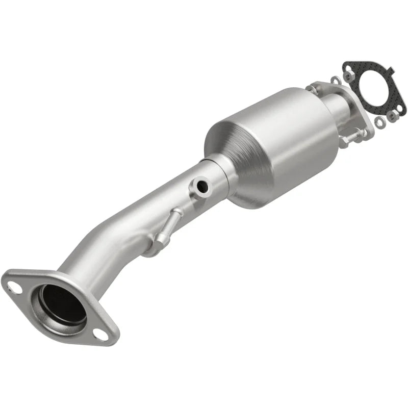 Magnaflow 13-15 NV200 2 Underbody Direct Fit Converter - Main Product View
