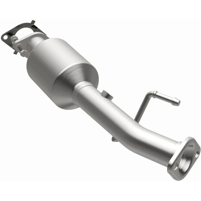 Magnaflow 13-15 NV200 2 Underbody Direct Fit Converter - Back View