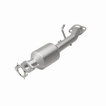 Load image into Gallery viewer, Magnaflow 13-15 NV200 2 Underbody Direct Fit Converter - Additional View 9