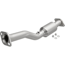 Load image into Gallery viewer, Magnaflow 13-15 Sentra 1.8 Underbody Direct Fit Converter - Main Product View