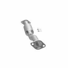 Load image into Gallery viewer, Magnaflow 13-15 Sentra 1.8 Underbody Direct Fit Converter - Additional View 8