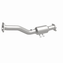 Load image into Gallery viewer, Magnaflow 13-15 Sentra 1.8 Underbody Direct Fit Converter - Additional View 16