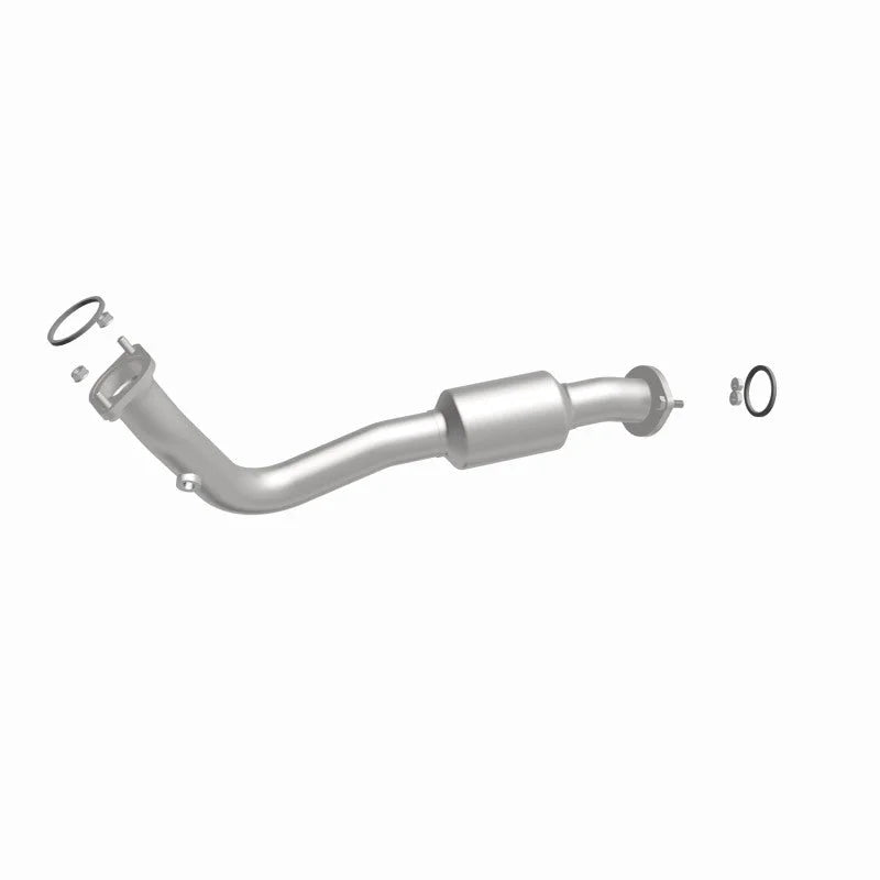 Magnaflow 13-15 Toyota RAV4 2.5L Direct Fit Converter - Installation View