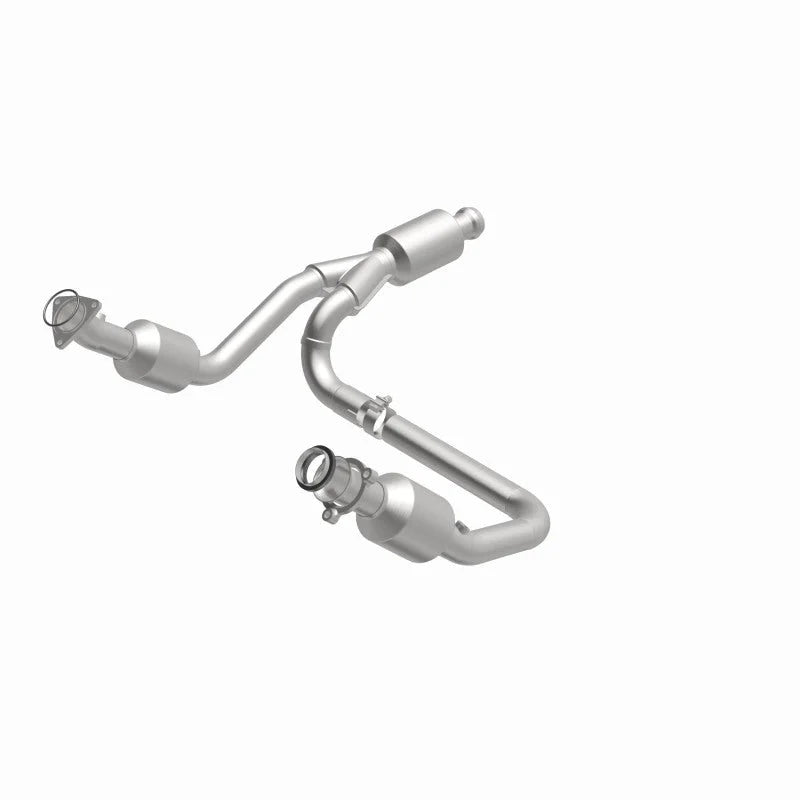 Magnaflow 14-15 Chevrolet Silverado 1500 Underbody 4.3L / 5.3L Direct-Fit Catalytic Converter - Additional View 9