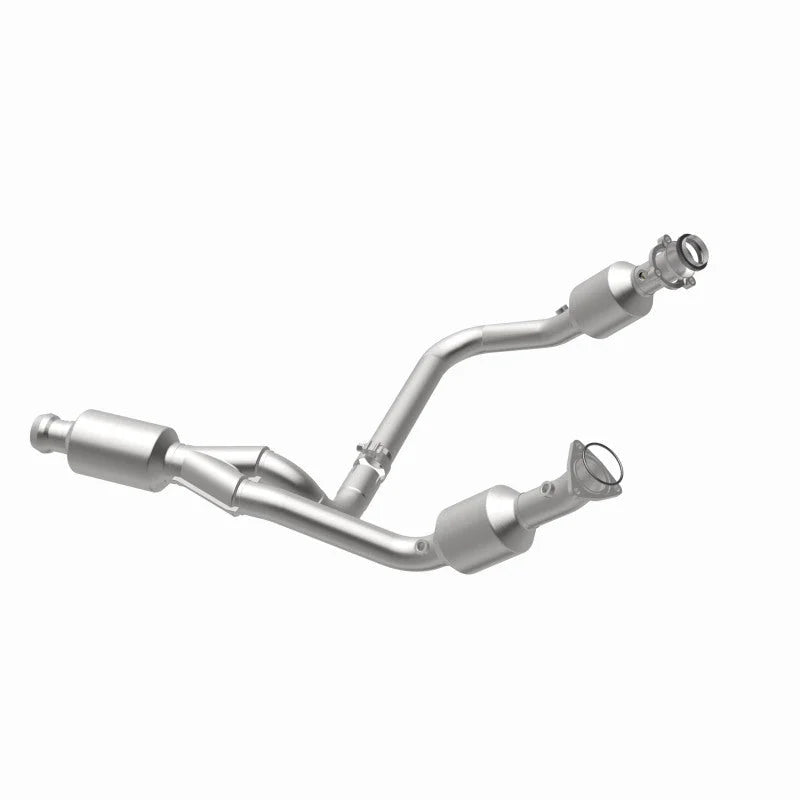 Magnaflow 14-15 Chevrolet Silverado 1500 Underbody 4.3L / 5.3L Direct-Fit Catalytic Converter - Additional View 10