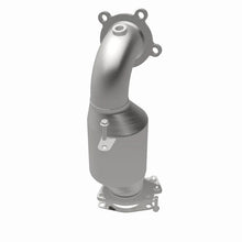 Load image into Gallery viewer, Magnaflow 14-15 Regal 2 Underbody Direct Fit Converter - Additional View 14