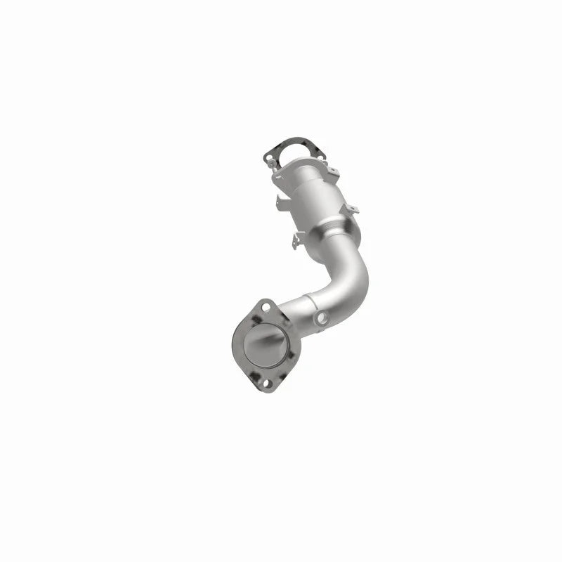 Magnaflow 14-15 Rogue 2.5 Underbody Direct Fit Converter - Side View