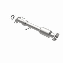 Load image into Gallery viewer, Magnaflow 14-15 Toyota Highlander 3.5L Direct Fit Converter - Additional View 13