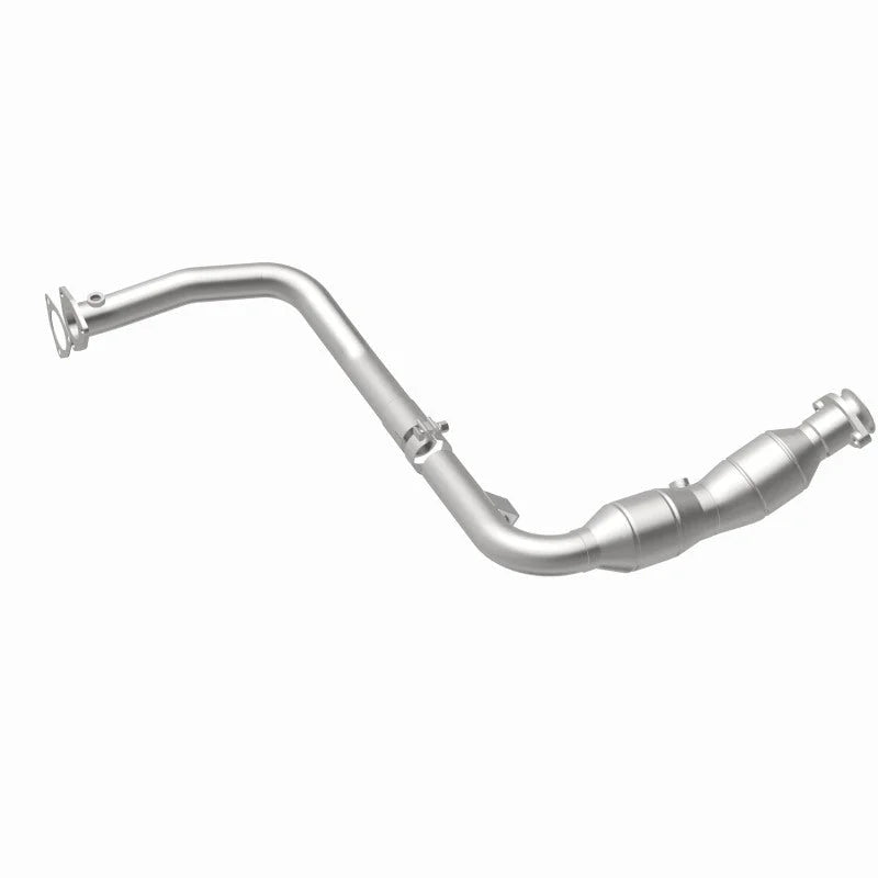 Magnaflow 14-16 LR4 V6 3 OEM Underbody Direct Fit Converter - Back View
