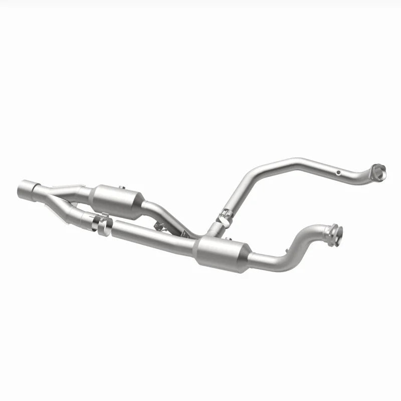 Magnaflow 14-18 2500 V8 6.4 OEM Underbody Direct Fit Converter - Additional View 8