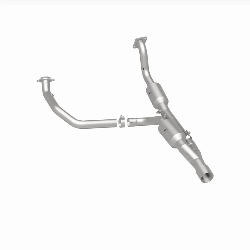 Magnaflow 14-18 2500 V8 6.4 OEM Underbody Direct Fit Converter - Additional View 12