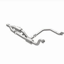 Load image into Gallery viewer, Magnaflow 14-18 2500 V8 6.4 OEM Underbody Direct Fit Converter - Additional View 13