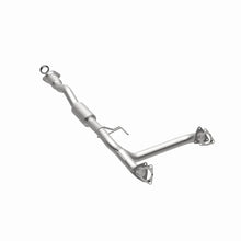 Load image into Gallery viewer, Magnaflow 15-16 Chevrolet Colorado 3.6L Direct Fit Converter - Back View
