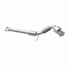 Load image into Gallery viewer, Magnaflow 15-16 V60 L5 2.5 OEM Underbody Direct Fit Converter - Additional View 6
