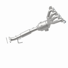 Load image into Gallery viewer, Magnaflow 15-17 C-Max L4 2 OEM Manifold Direct Fit Converter - Additional View 13