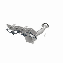 Load image into Gallery viewer, Magnaflow 15-17 C-Max L4 2 OEM Manifold Direct Fit Converter - Additional View 16