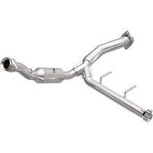 Load image into Gallery viewer, Magnaflow 15-17 Ford F-150 3.5L Direct Fit Converter - Main Product View