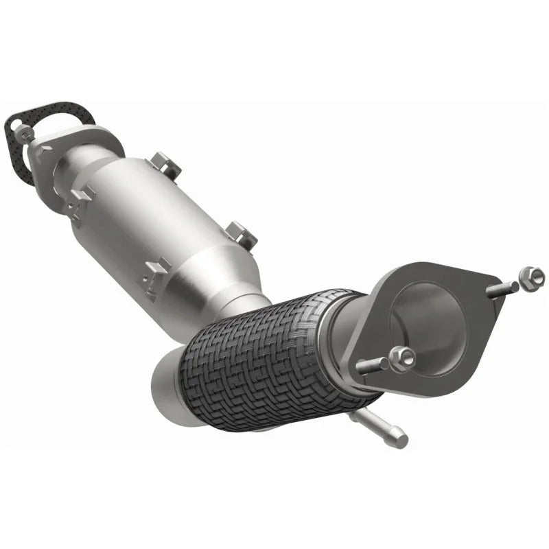 Magnaflow 17-20 Nissan Rogue Sport Rear Underbody 2L Direct Fit Converter - Additional View 5