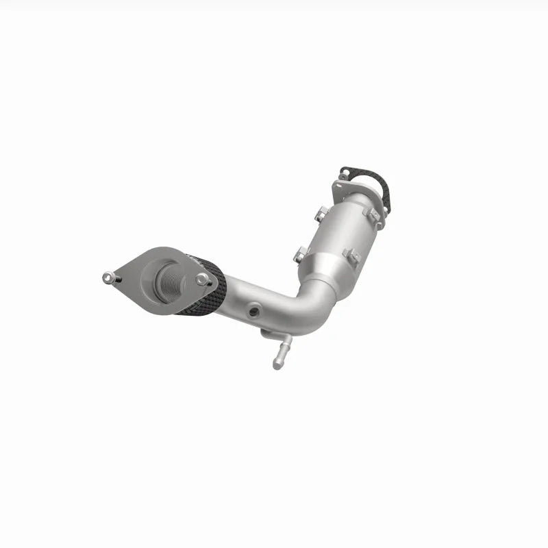 Magnaflow 17-20 Nissan Rogue Sport Rear Underbody 2L Direct Fit Converter - Additional View 8
