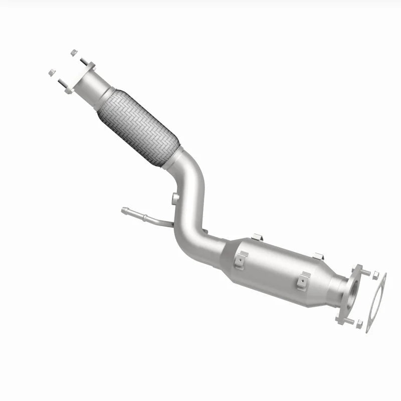 Magnaflow 17-20 Nissan Rogue Sport Rear Underbody 2L Direct Fit Converter - Additional View 14