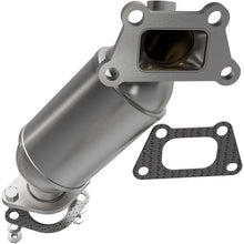 Load image into Gallery viewer, Magnaflow 18-19 Chevrolet Traverse V6 OEM Underbody Front Rearward Direct Fit Converter - Main Product View