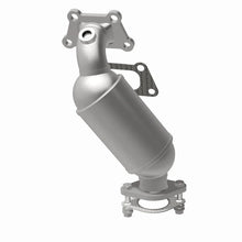 Load image into Gallery viewer, Magnaflow 18-19 Chevrolet Traverse V6 OEM Underbody Front Rearward Direct Fit Converter - Additional View 15