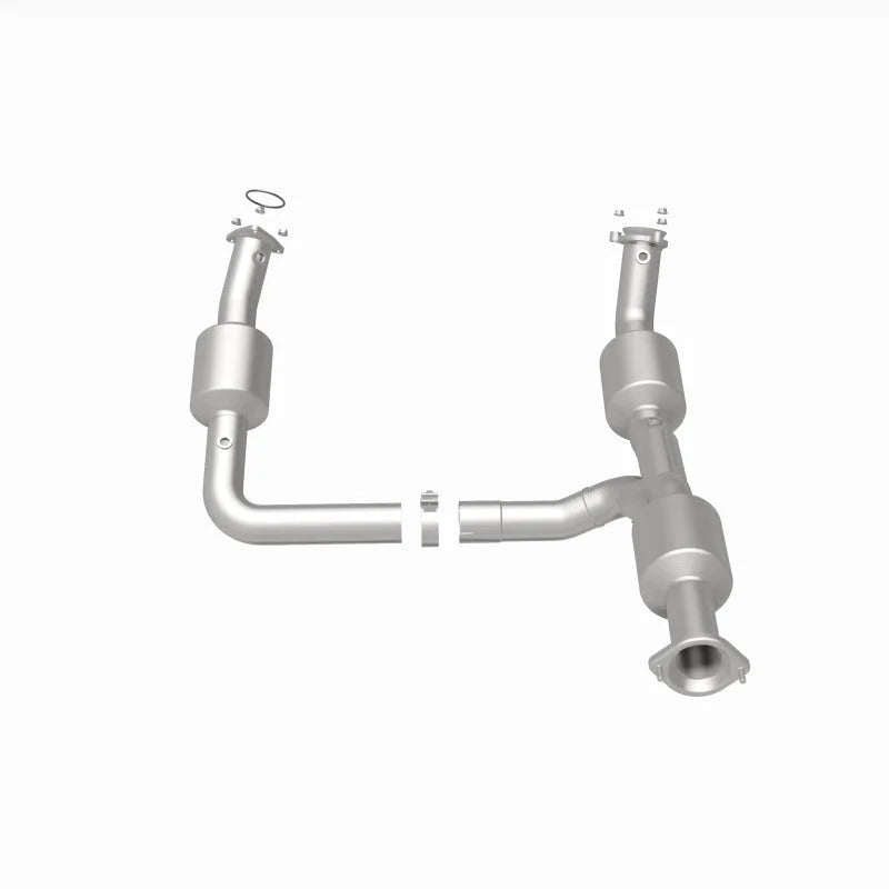 Magnaflow 18-20 Chevrolet Express 2500 Single Underbody 4.3L Direct Fit Catalytic Converter - Additional View 6