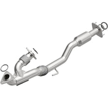 Load image into Gallery viewer, Magnaflow 18-20 Infiniti QX60 REAR Underbody 3.5L Direct Fit Converter - Main Product View