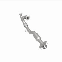 Load image into Gallery viewer, Magnaflow 18-20 Infiniti QX60 REAR Underbody 3.5L Direct Fit Converter - Installation View