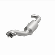 Load image into Gallery viewer, Magnaflow 18-21 Ford Expedition Left Underbody 3.5L Direct Fit Catalytic Converter - Side View