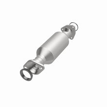 Load image into Gallery viewer, Magnaflow 1998 Honda Odyssey 2.3L Direct Fit Converter - Additional View 8