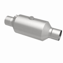 Load image into Gallery viewer, Magnaflow 2.00 w/dual O2 5in. Spun Universal Converter - Additional View 6