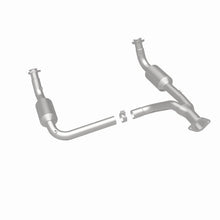 Load image into Gallery viewer, Magnaflow 2000 Cadillac Escalade 5.7L Direct Fit Converter - Additional View 8