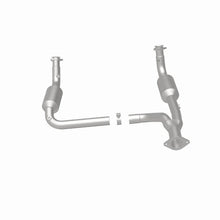 Load image into Gallery viewer, Magnaflow 2000 Cadillac Escalade 5.7L Direct Fit Converter - Additional View 14