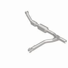 Load image into Gallery viewer, Magnaflow 2000 Ford F-150 5.4L Direct Fit Converter - Additional View 6