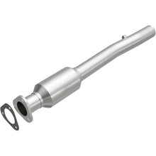 Load image into Gallery viewer, Magnaflow 2003 Ford E-350 Super Duty 5.4L Direct Fit Converter - Main Product View