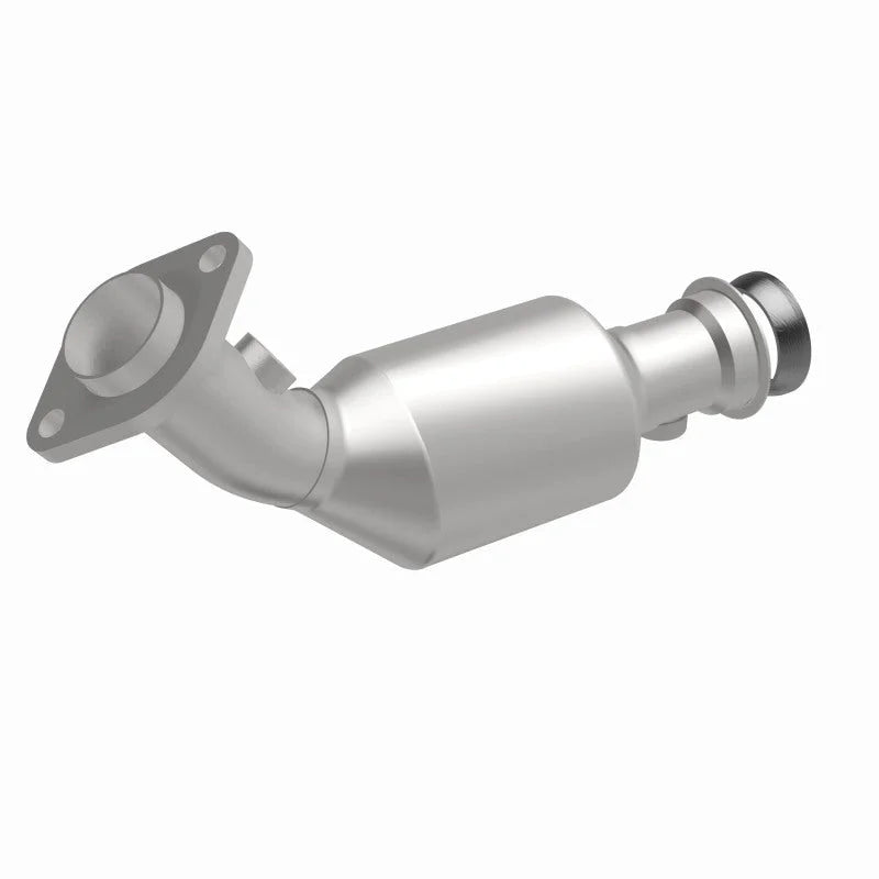 Magnaflow 2003 Jeep Liberty 3.7L Direct Fit Converter - Side View