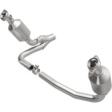 Load image into Gallery viewer, Magnaflow 2004 Dodge Dakota 3.7L Direct Fit Converter - Main Product View