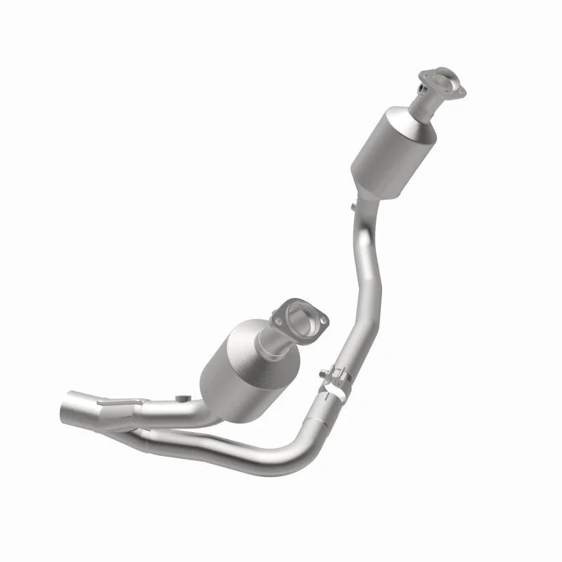 Magnaflow 2004 Dodge Dakota 3.7L Direct Fit Converter - Side View