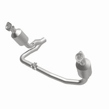 Load image into Gallery viewer, Magnaflow 2004 Dodge Dakota 3.7L Direct Fit Converter - Installation View